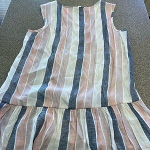 Elegant Striped Sleeveless Blouse